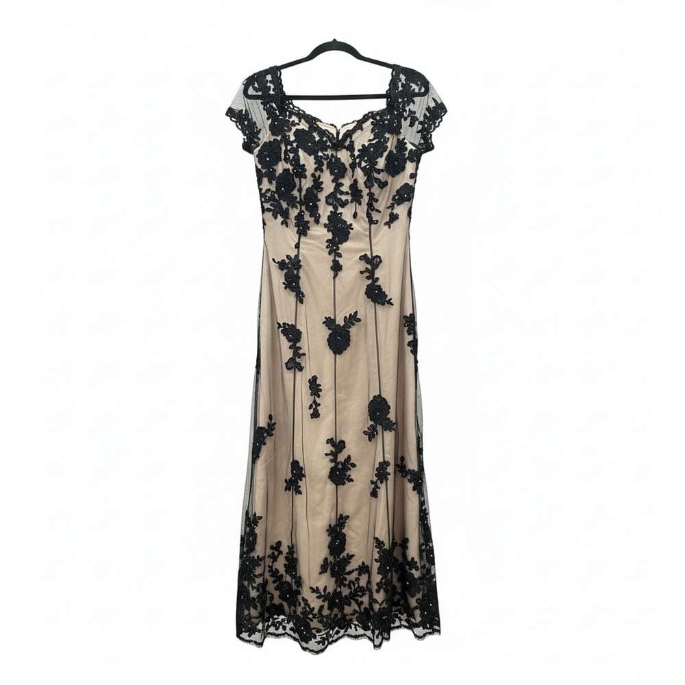 Jovani Black Floral Lace Long Sleeve Dress 10 - Picture 6 of 12